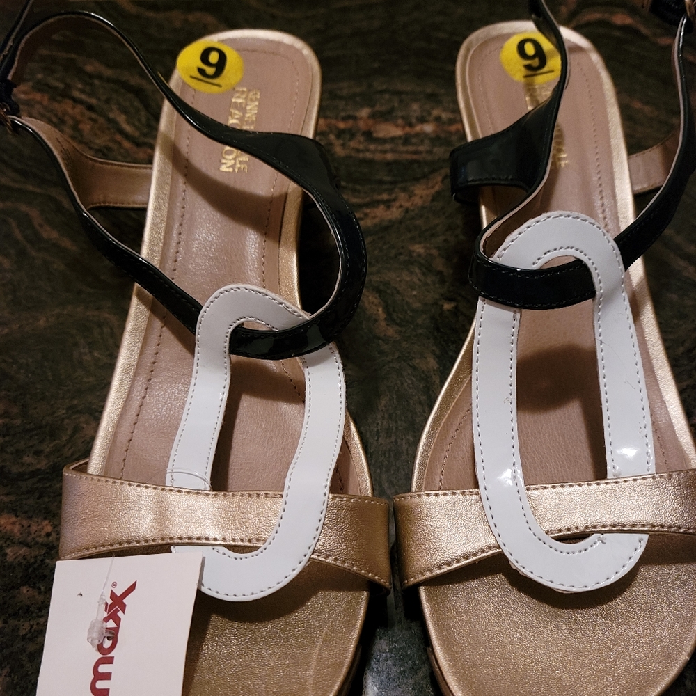Kenneth Cole Reaction